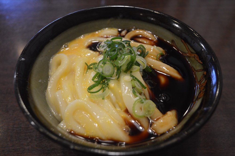 伊勢のグルメ｜伊勢うどん・てこね寿司・赤福餅